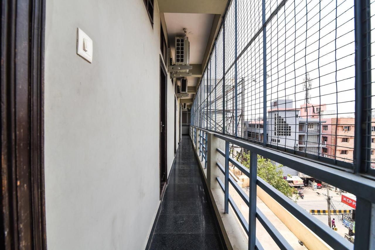Ramesh Residency Hotel Anantapur Buitenkant foto