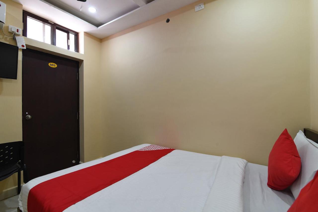 Ramesh Residency Hotel Anantapur Buitenkant foto